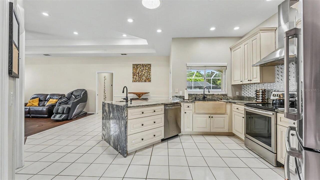 Listing Photo 15