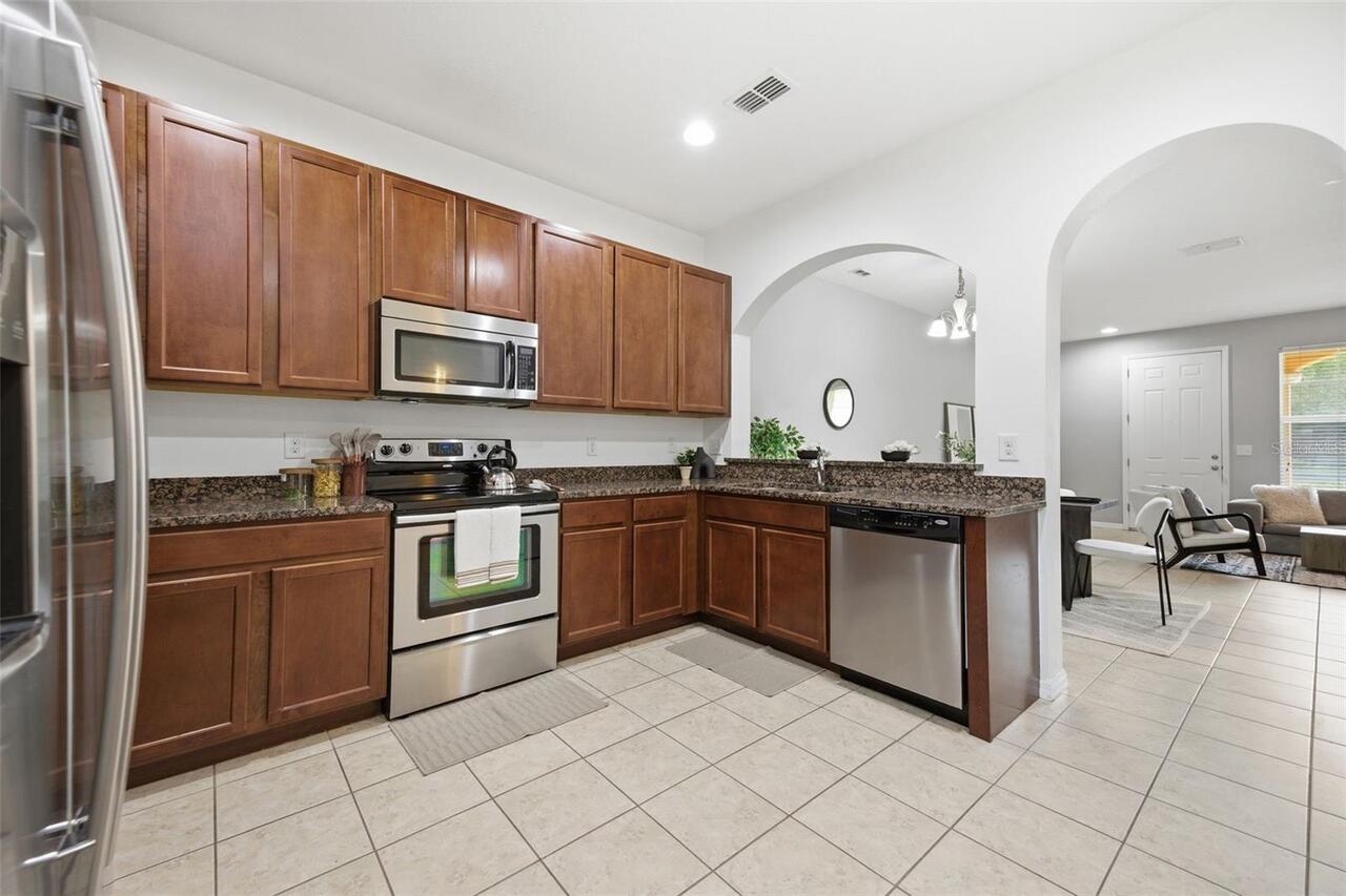 Listing Photo 9