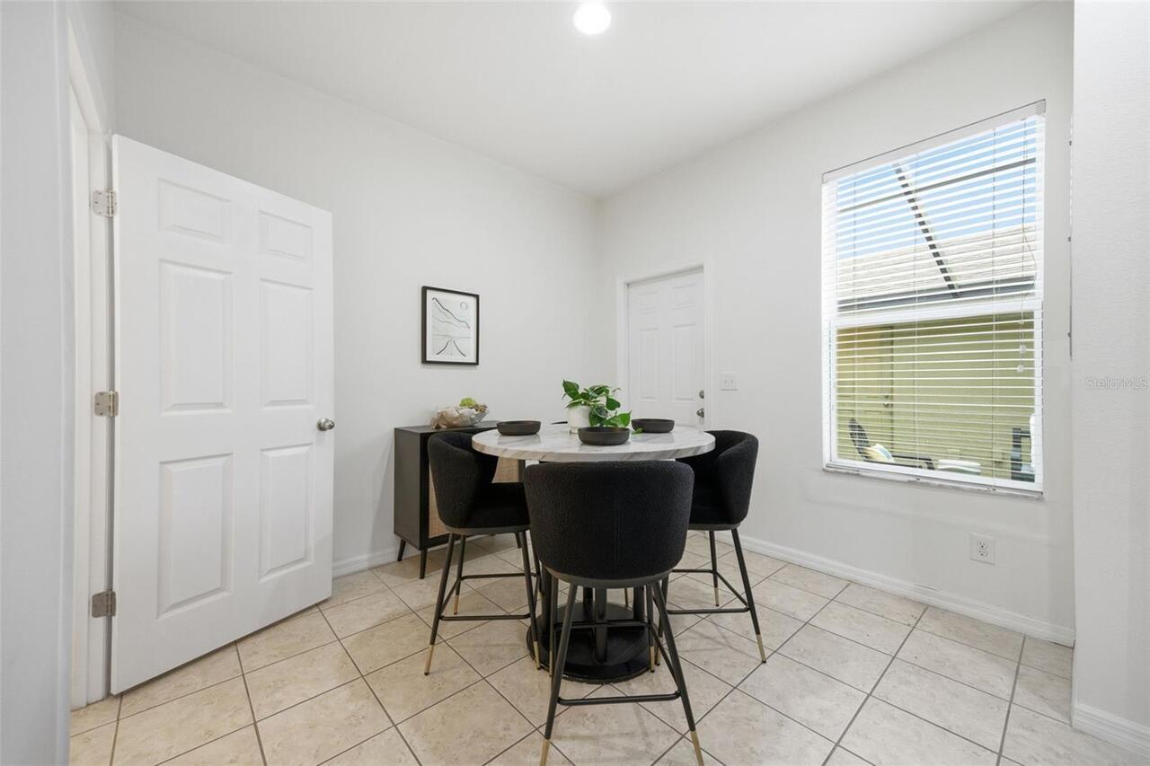 Listing Photo 17