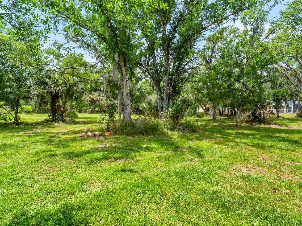 Listing Photo 9
