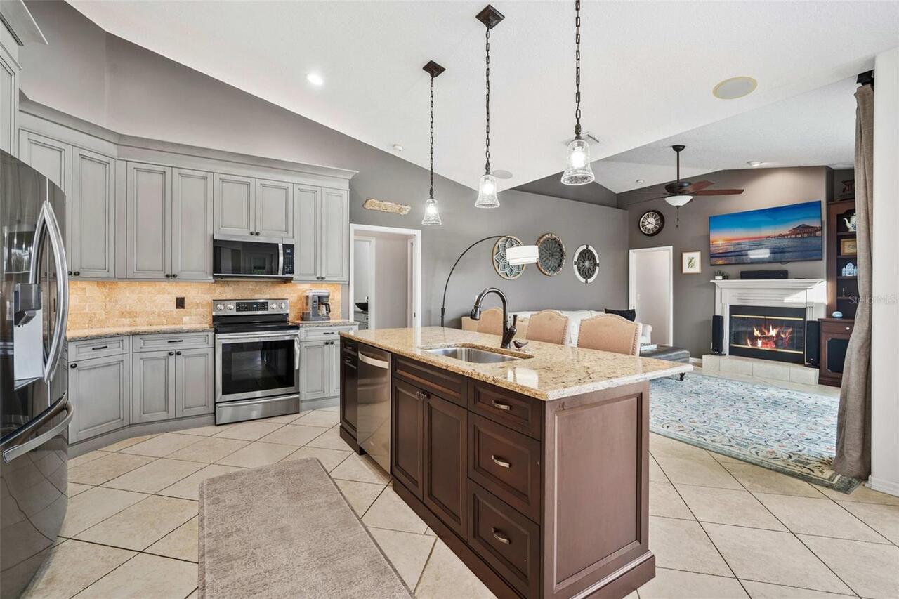 Listing Photo 18