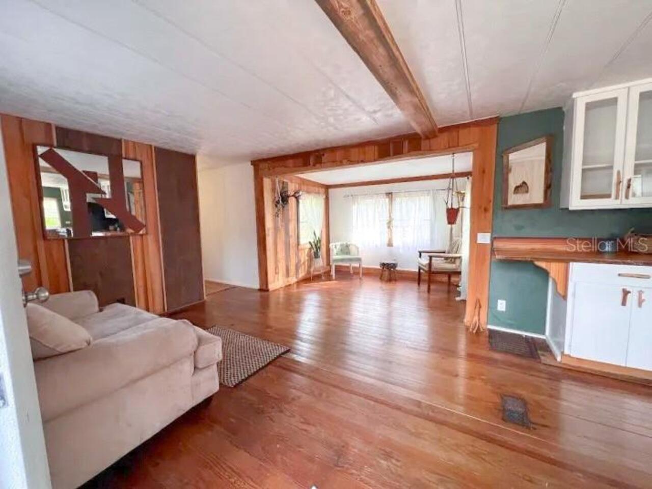 Listing Photo 5
