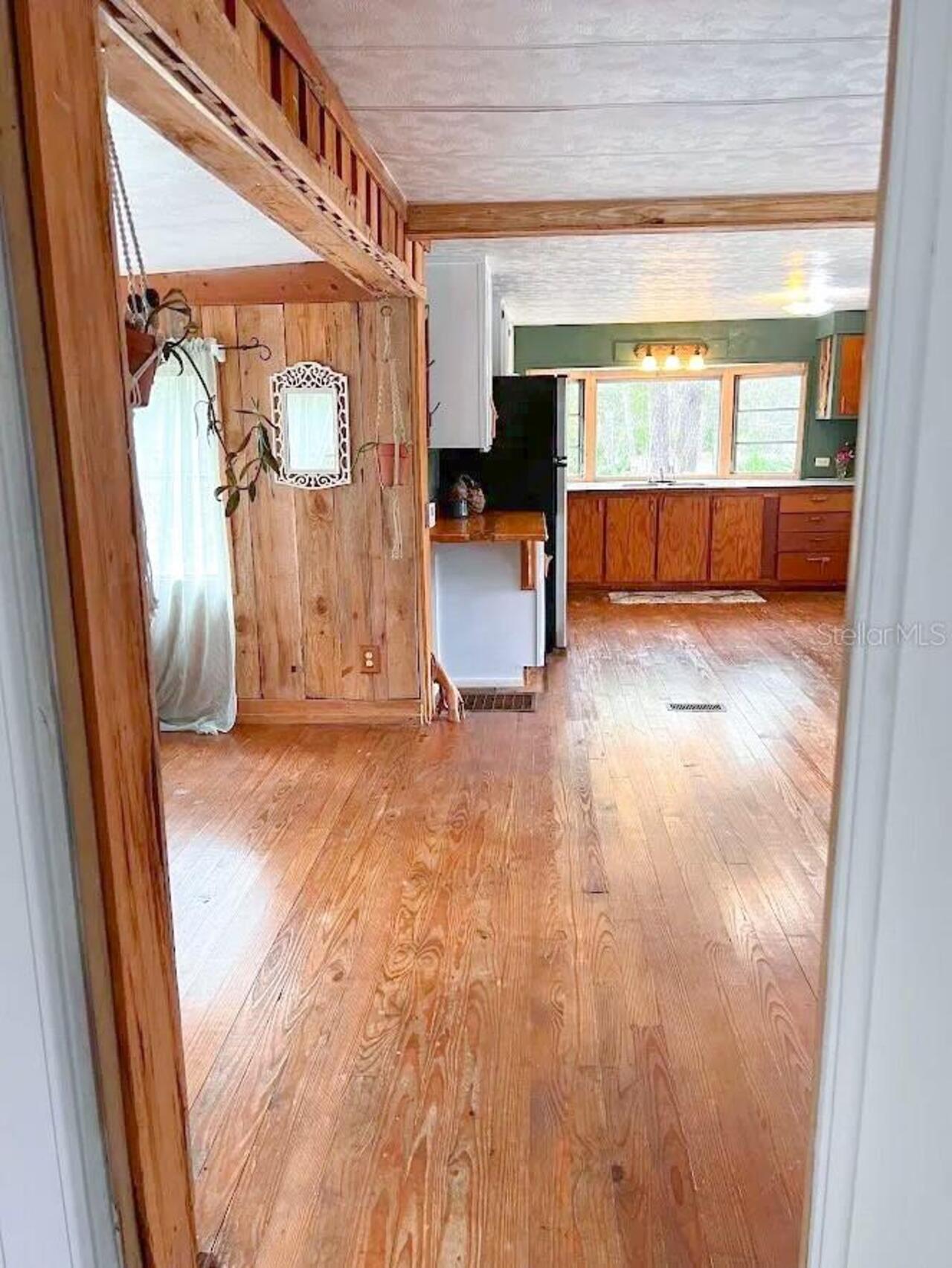 Listing Photo 6