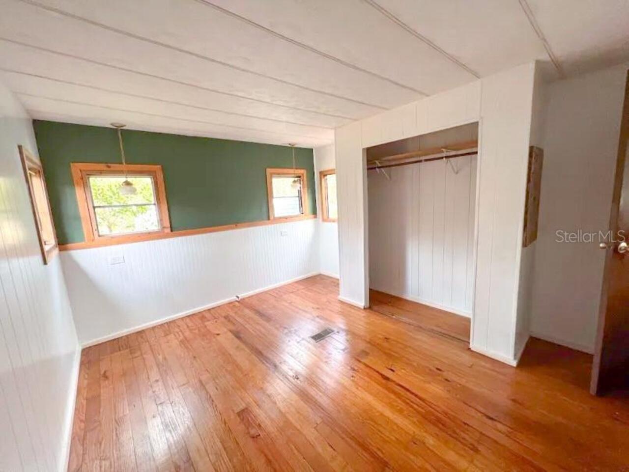 Listing Photo 8