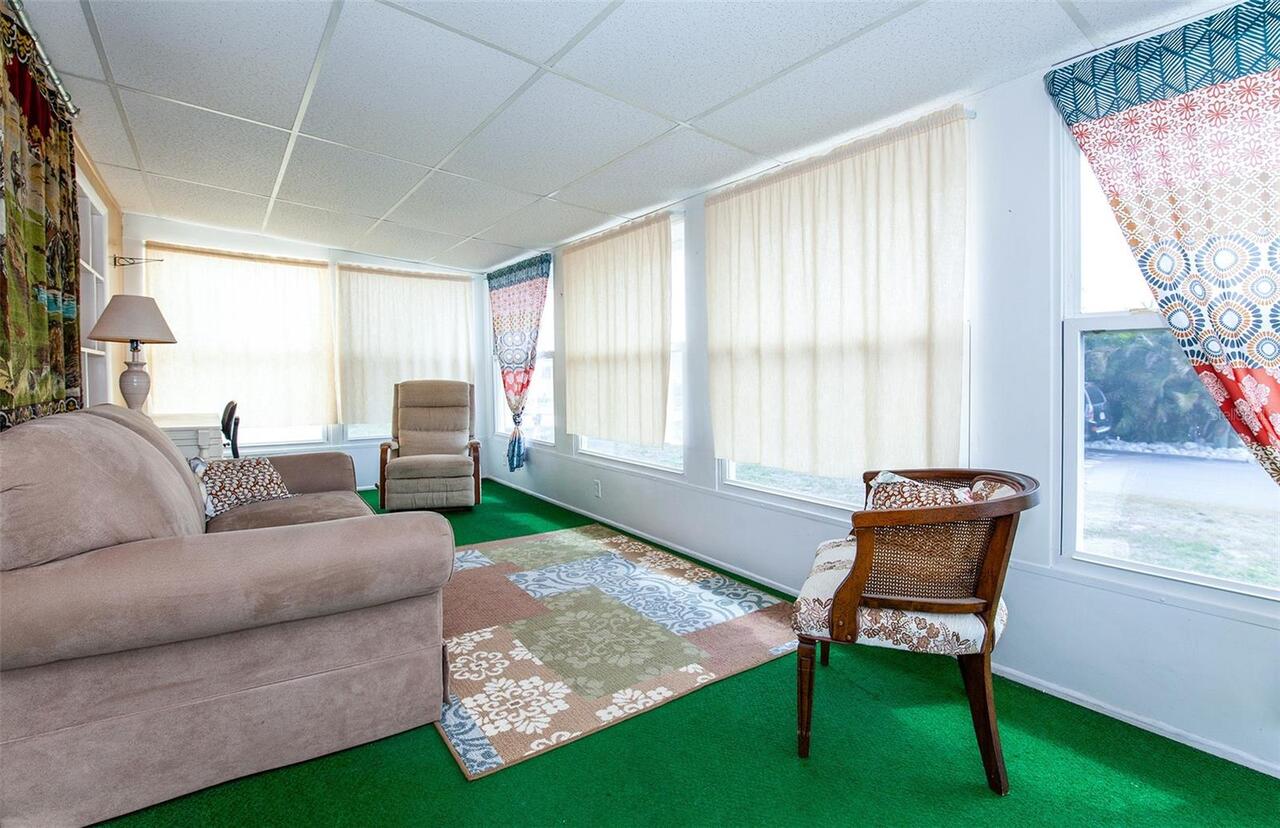 Listing Photo 17