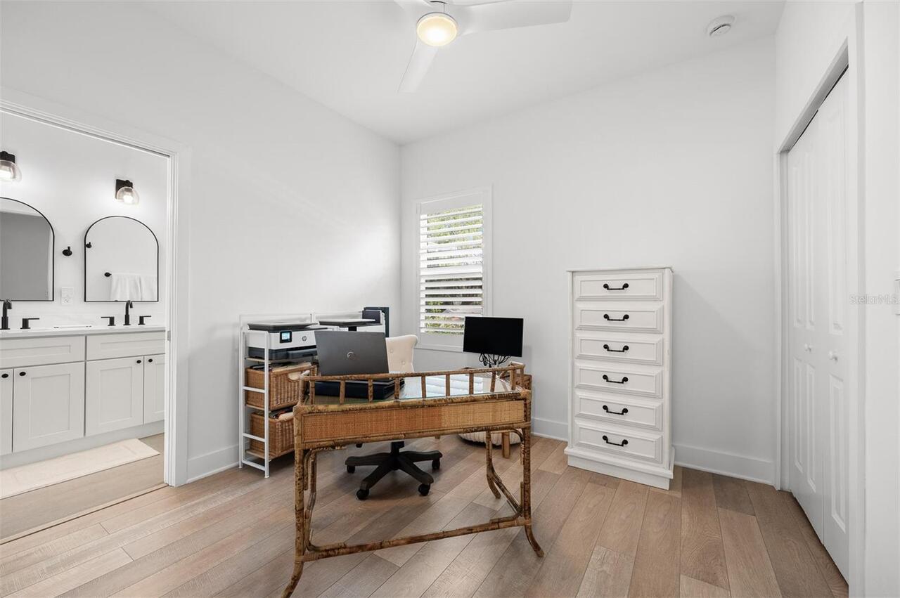 Listing Photo 34