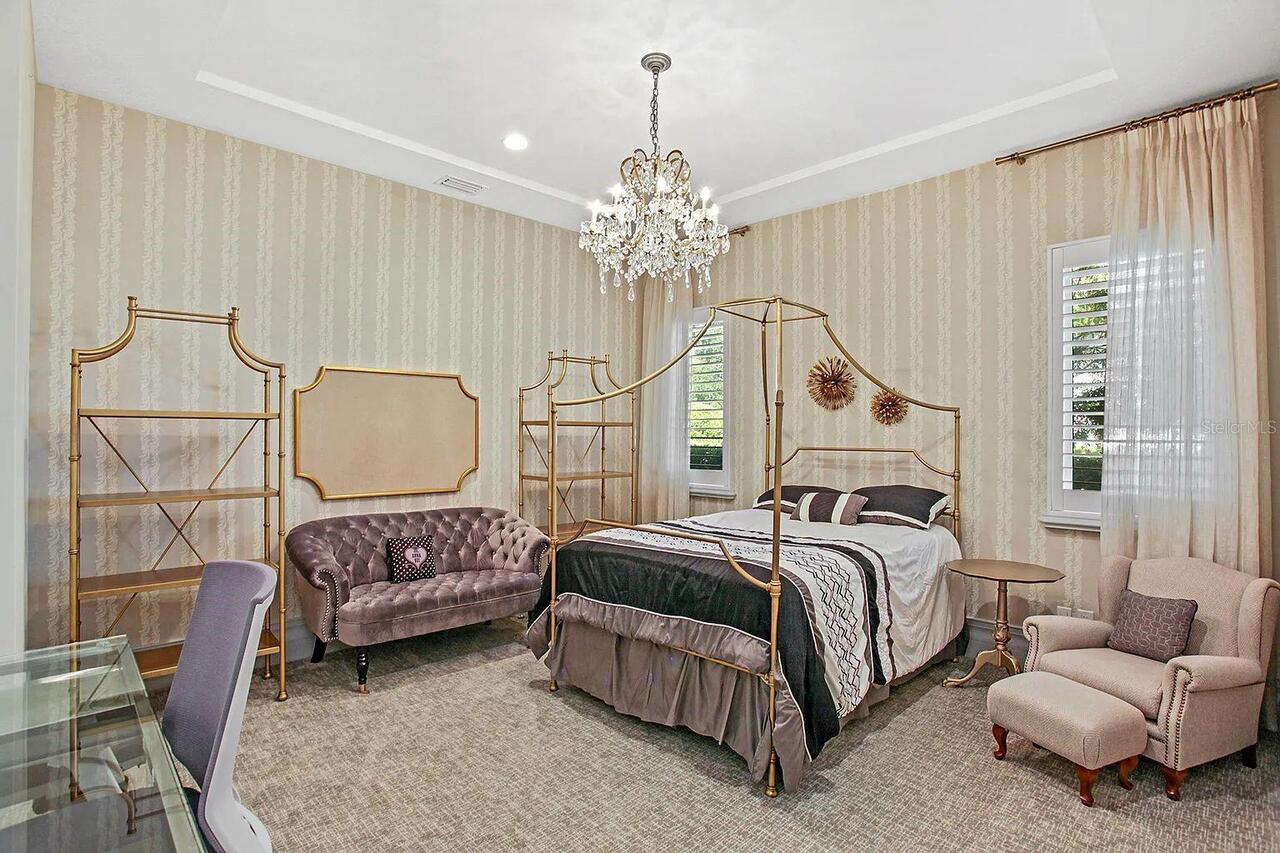 Listing Photo 18
