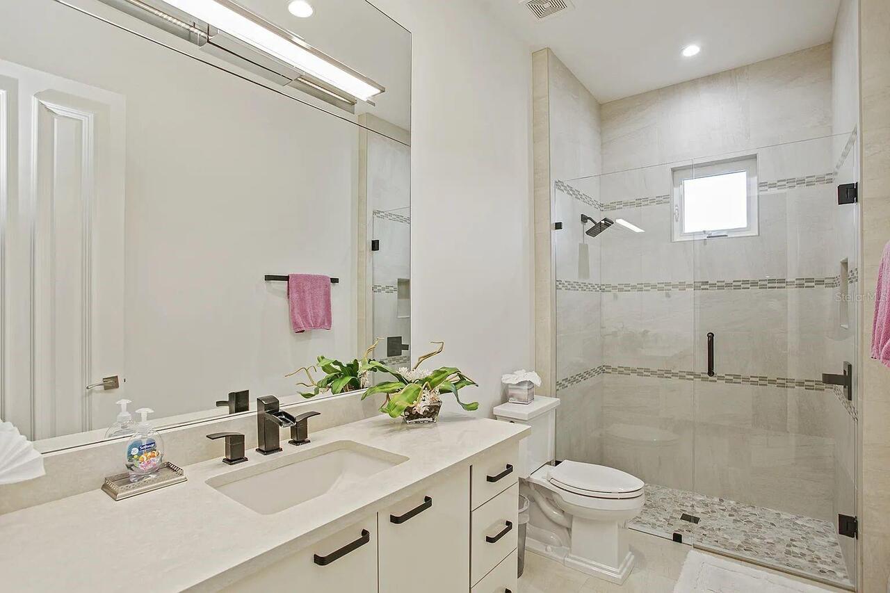 Listing Photo 29
