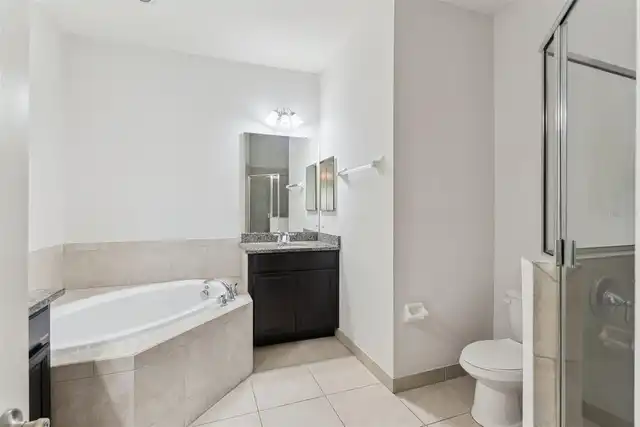 Listing Photo 12