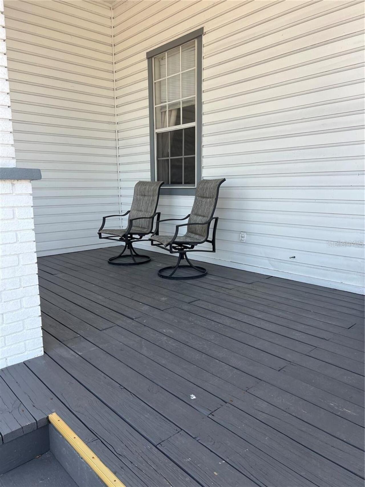 Listing Photo 8