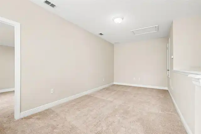 Listing Photo 20
