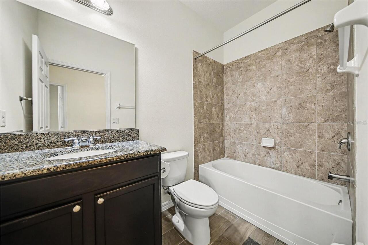 Listing Photo 10
