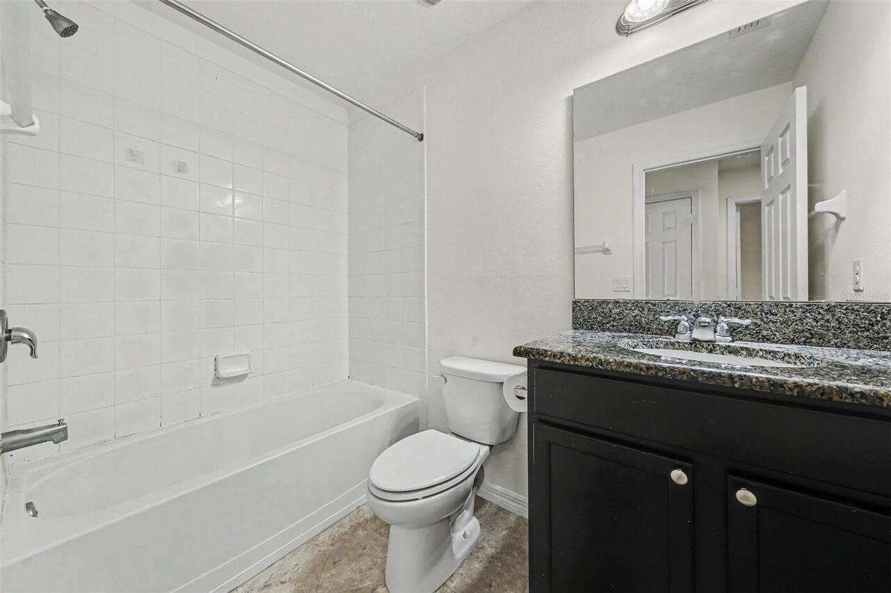 Listing Photo 12