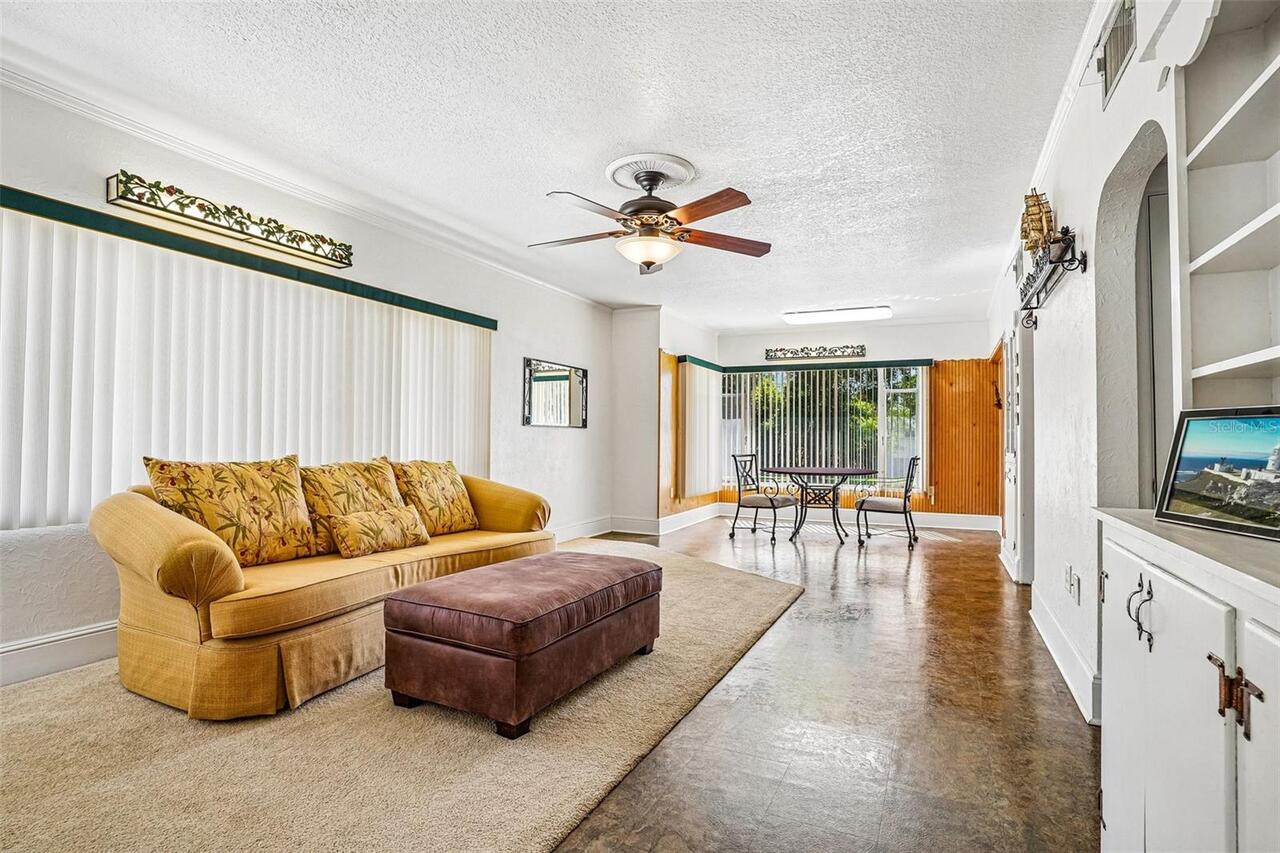 Listing Photo 10