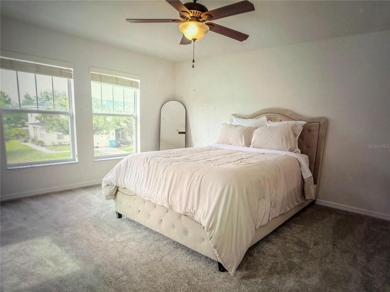 Listing Photo 11
