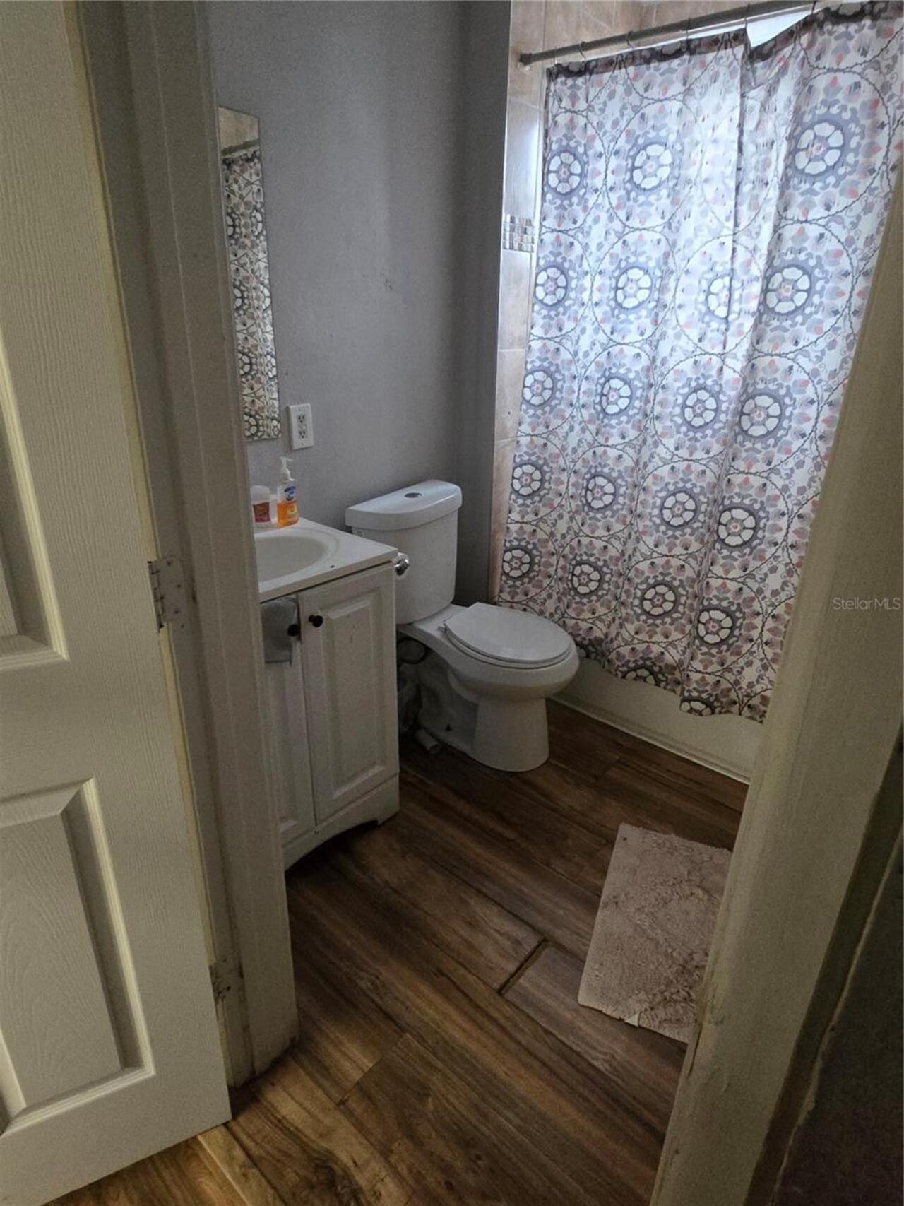 Listing Photo 12