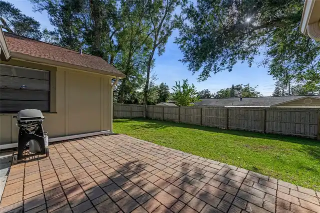 Listing Photo 14