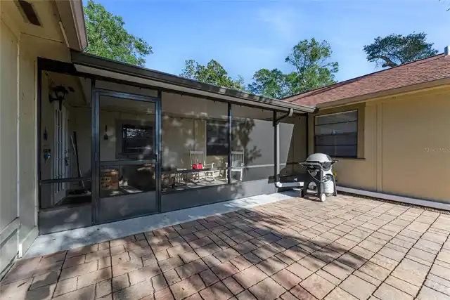 Listing Photo 15