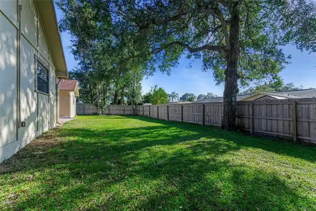 Listing Photo 17