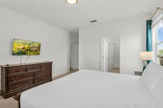 Listing Photo 43