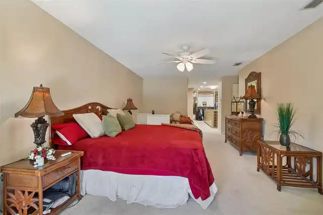 Listing Photo 22