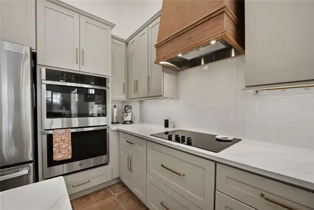 Listing Photo 25
