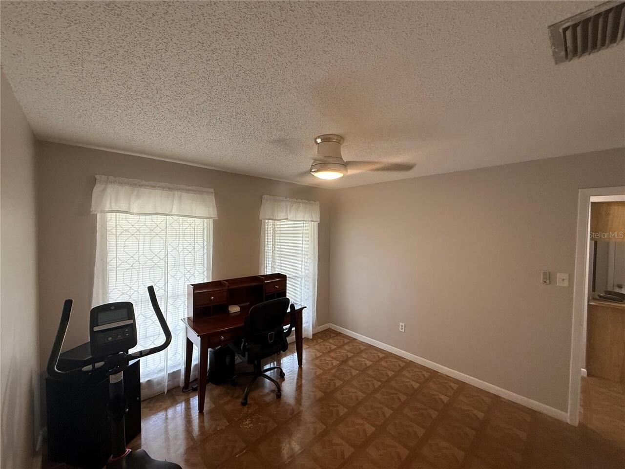 Listing Photo 24