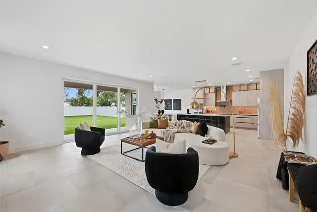Listing Photo 19