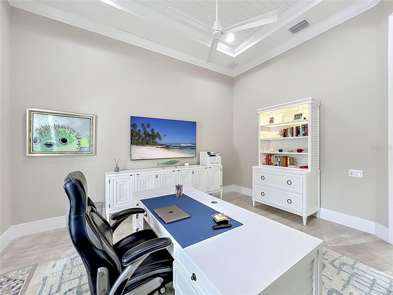 Listing Photo 10