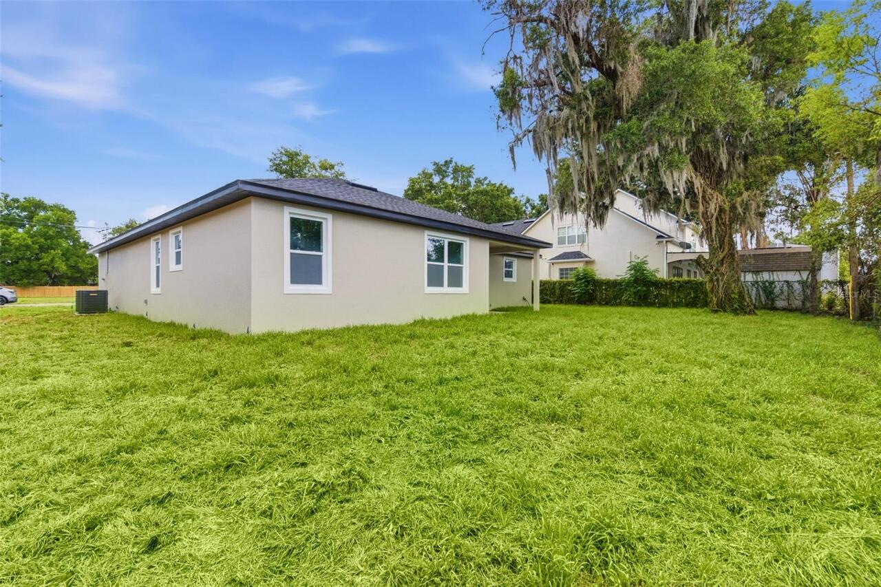 Listing Photo 6