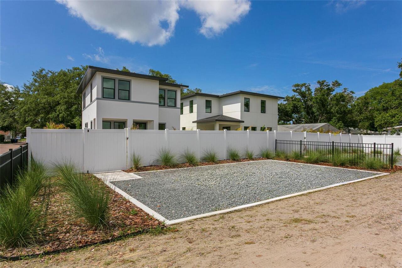 Listing Photo 34