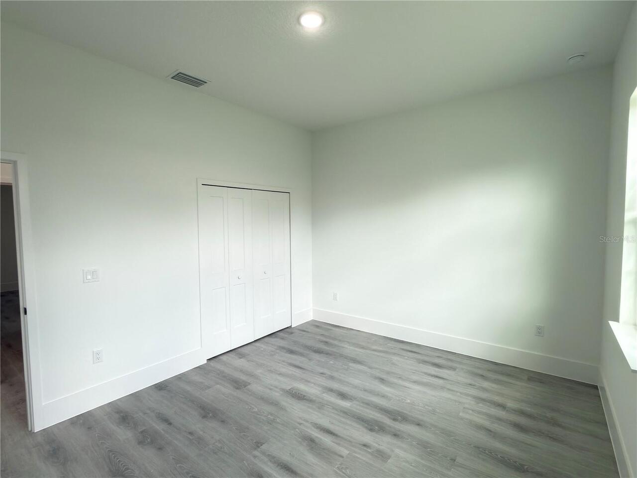 Listing Photo 38