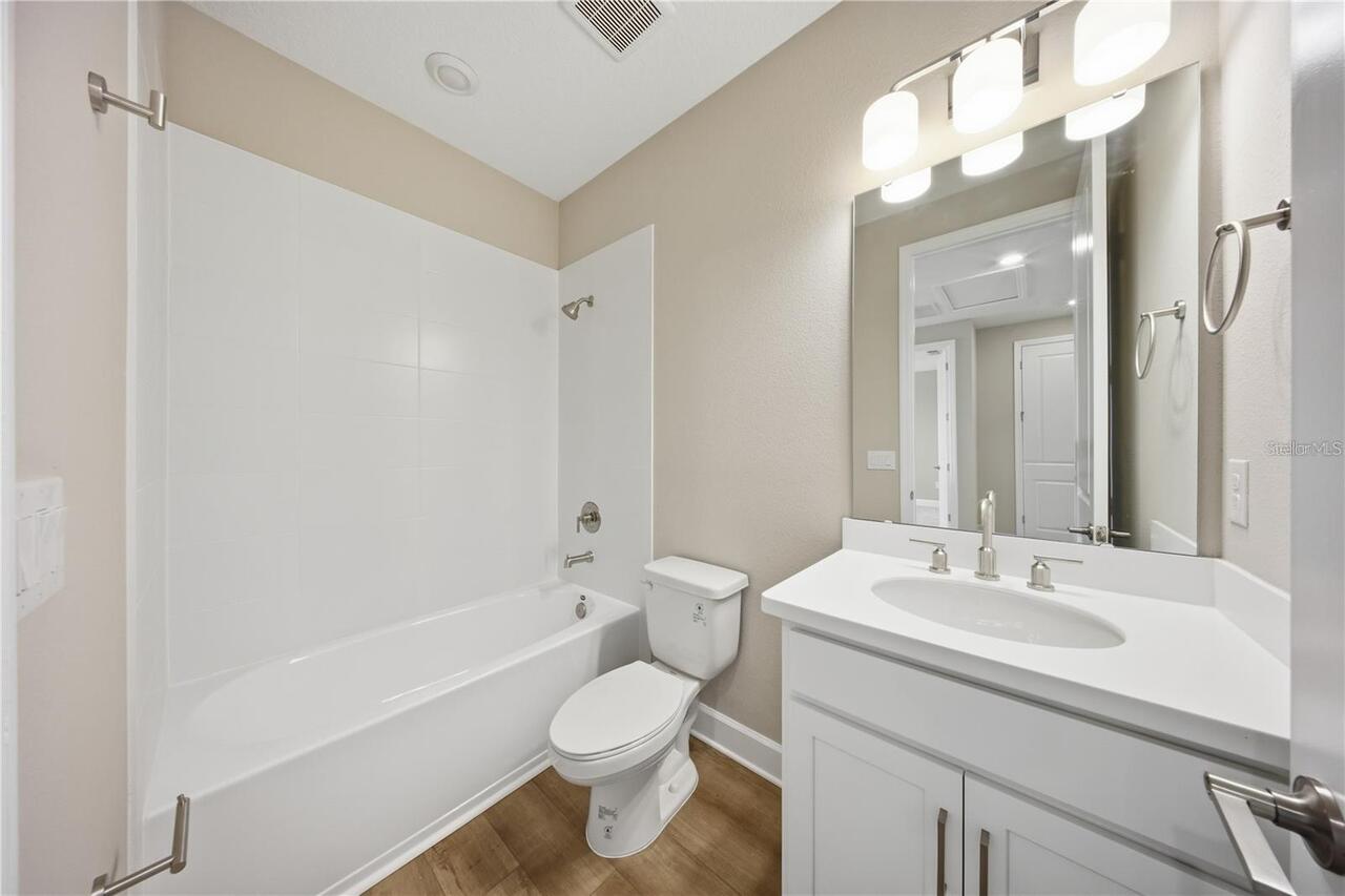 Listing Photo 34