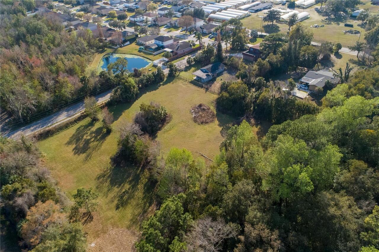 Listing Photo 11