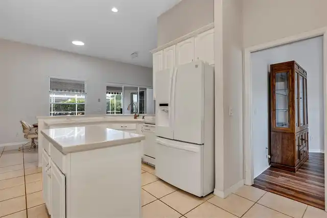 Listing Photo 7