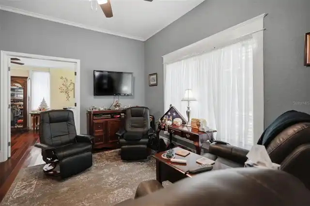 Listing Photo 18
