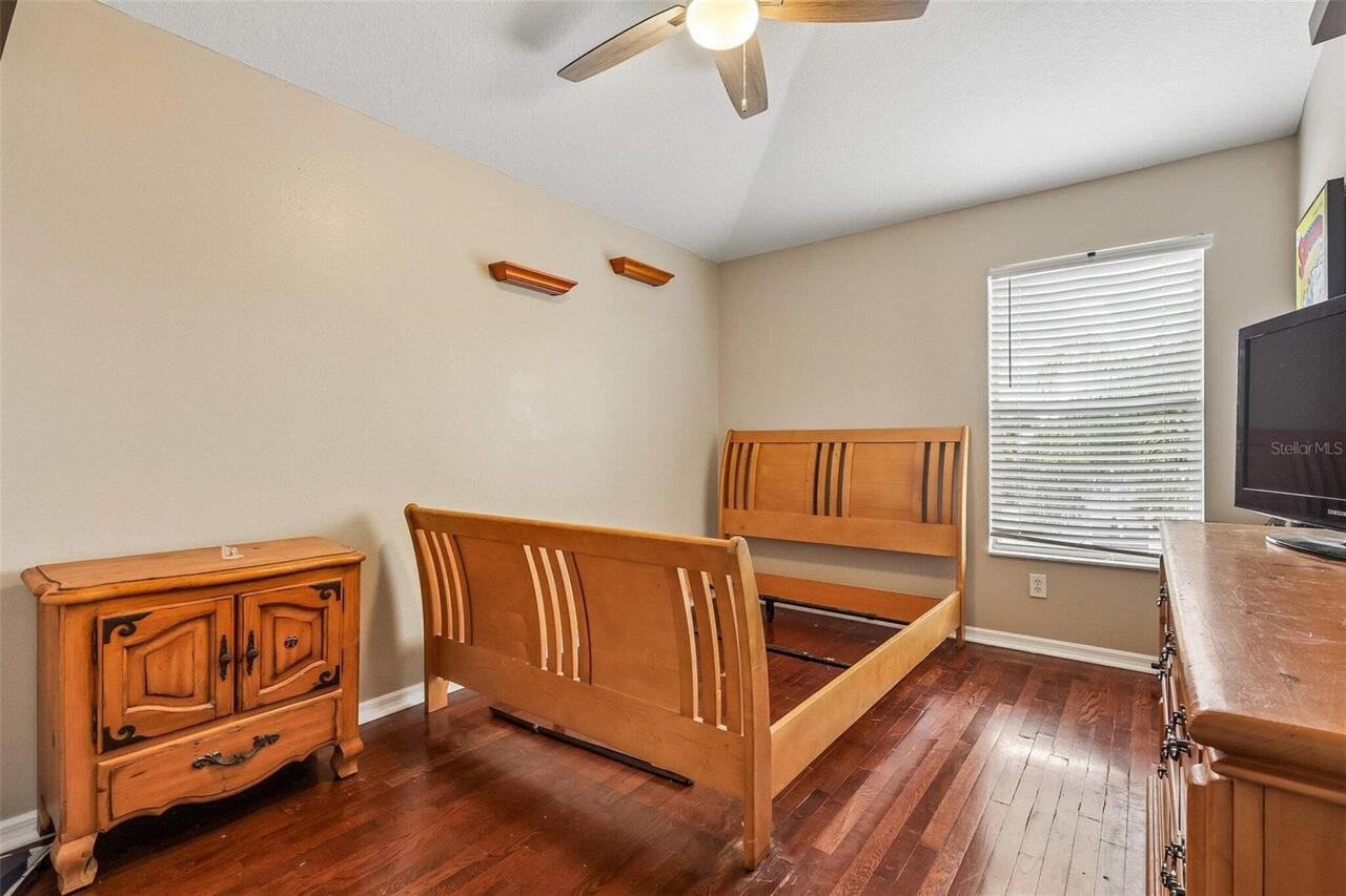 Listing Photo 18