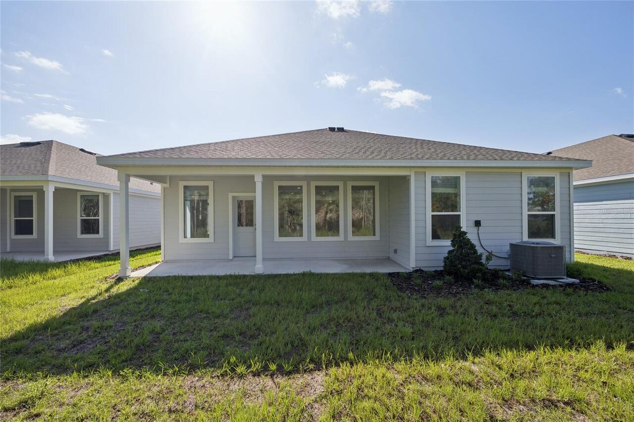 Listing Photo 12