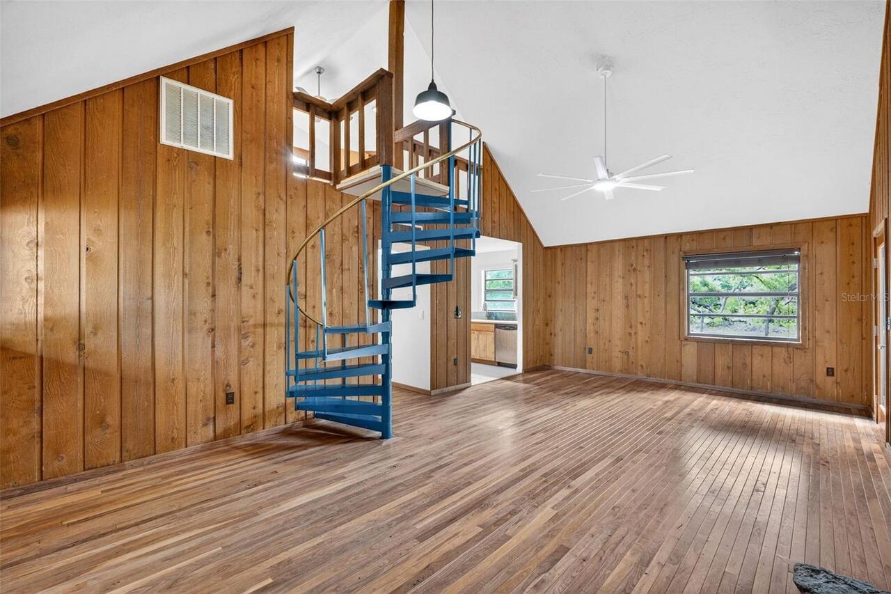 Listing Photo 19