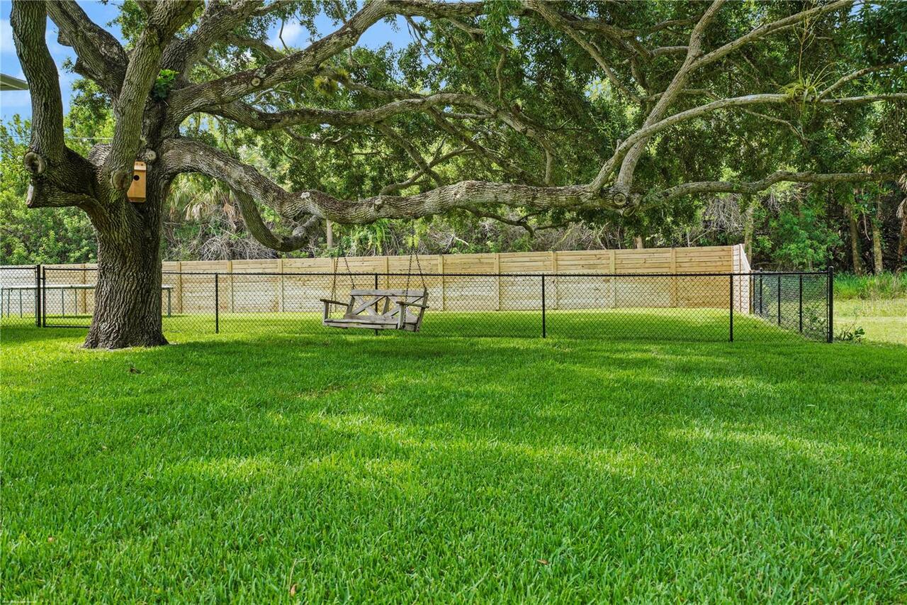 Listing Photo 32