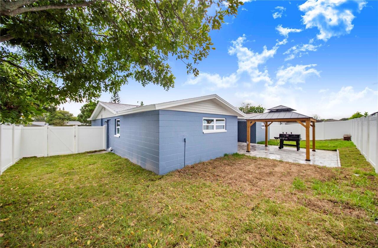 Listing Photo 16