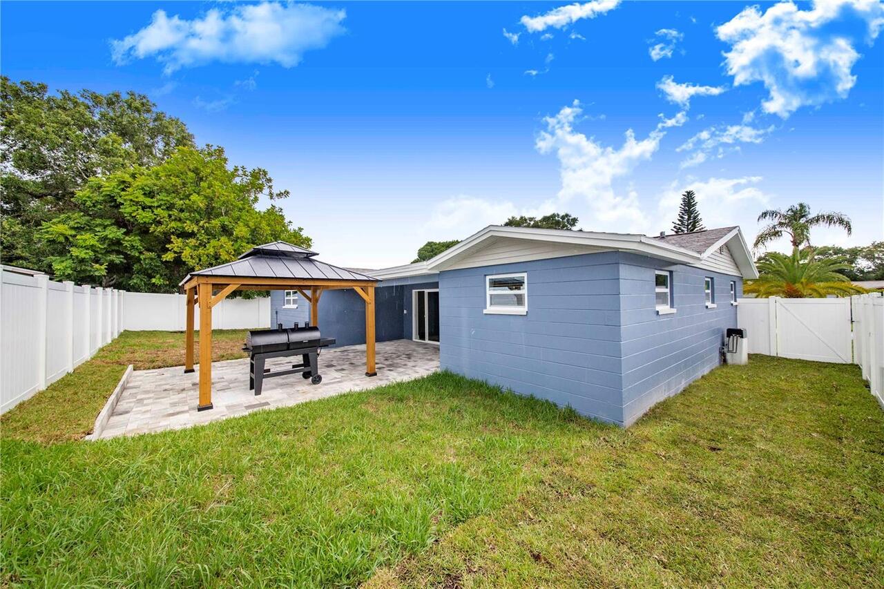 Listing Photo 17