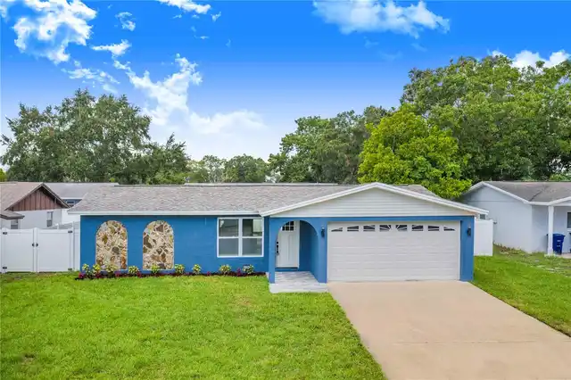 Listing Photo 8