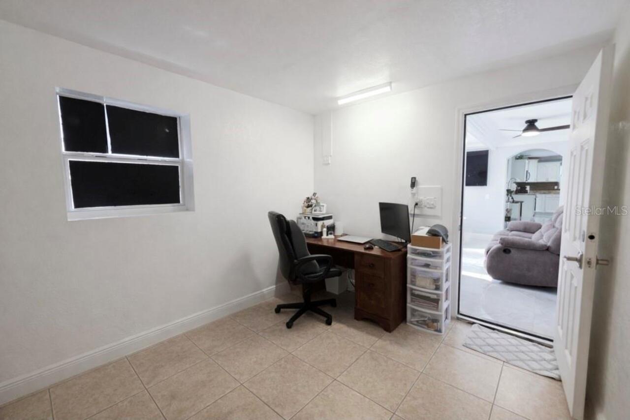 Listing Photo 9