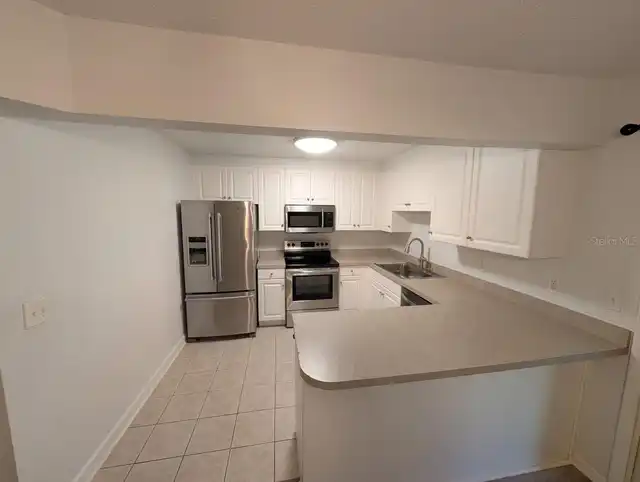 Listing Photo 9