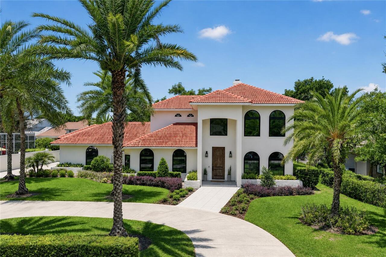 4BR, Home, 3BA, $2,200,000
Read More