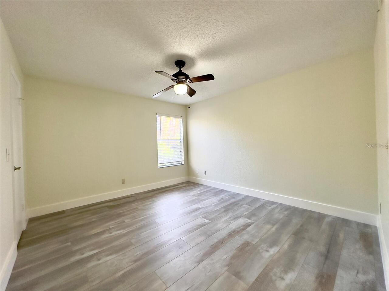 Listing Photo 33