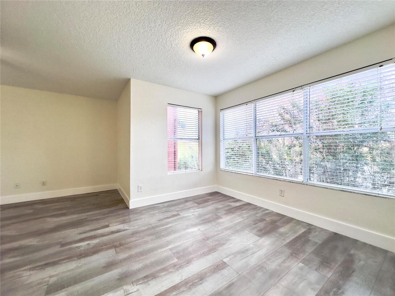 Listing Photo 43