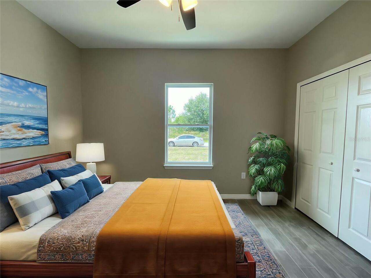 Listing Photo 12