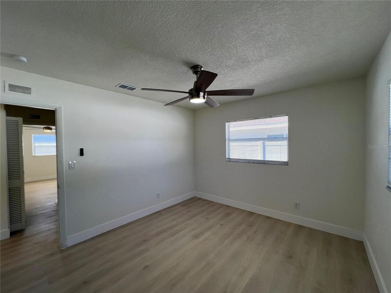 Listing Photo 24